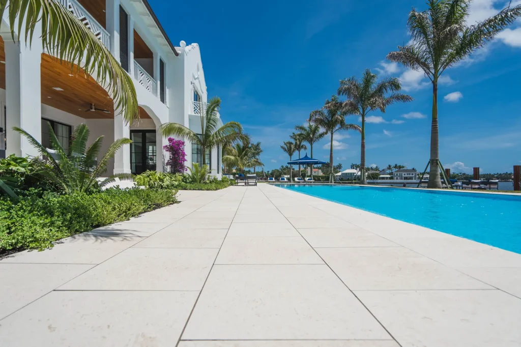 10 tarpon isle 17
